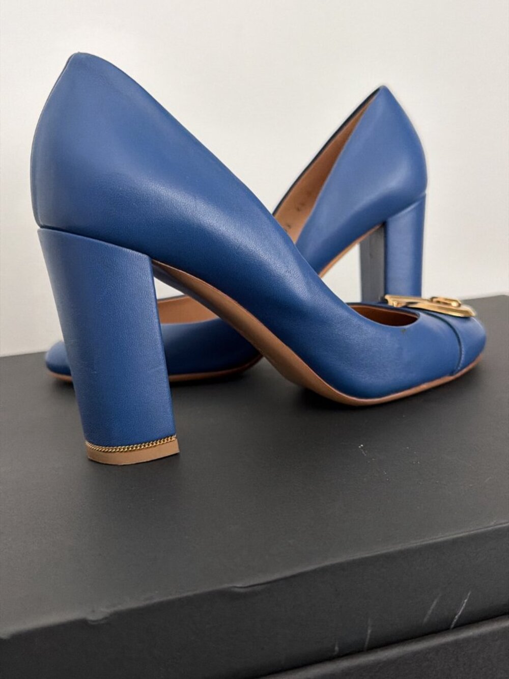 **Salvatore Ferragamo Blue Leather Heels – Size 8.5** - Picture 2 of 5